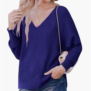 NWT NEW Awuliffan Navy Blue Vneck Knit Pullover Sweater Size S